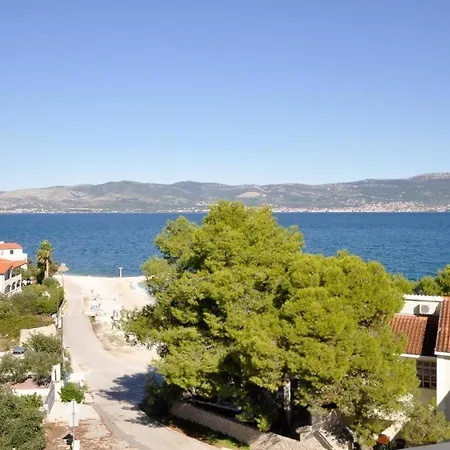 아파트 Family Friendly Seaside Slatine, Ciovo - 23108 슬라티네
