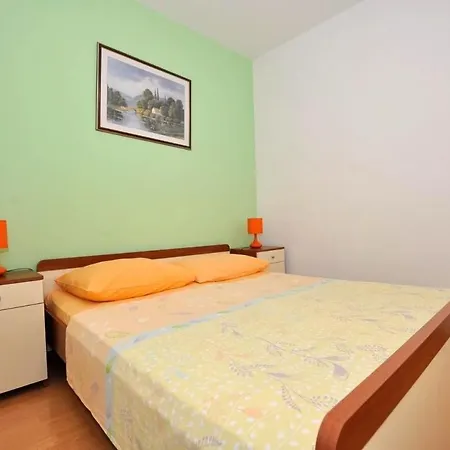아파트 Family Friendly Seaside Slatine, Ciovo - 23108 *