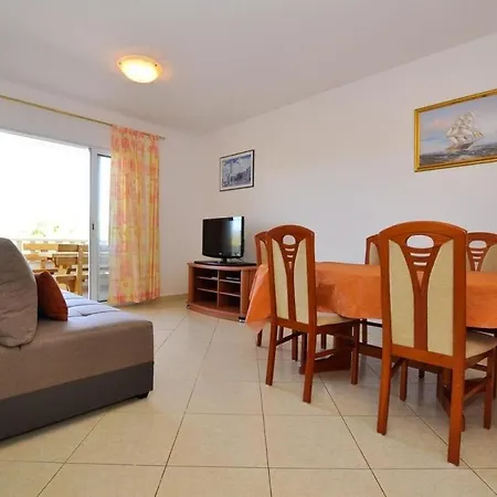아파트 Family Friendly Seaside Slatine, Ciovo - 23108 슬라티네